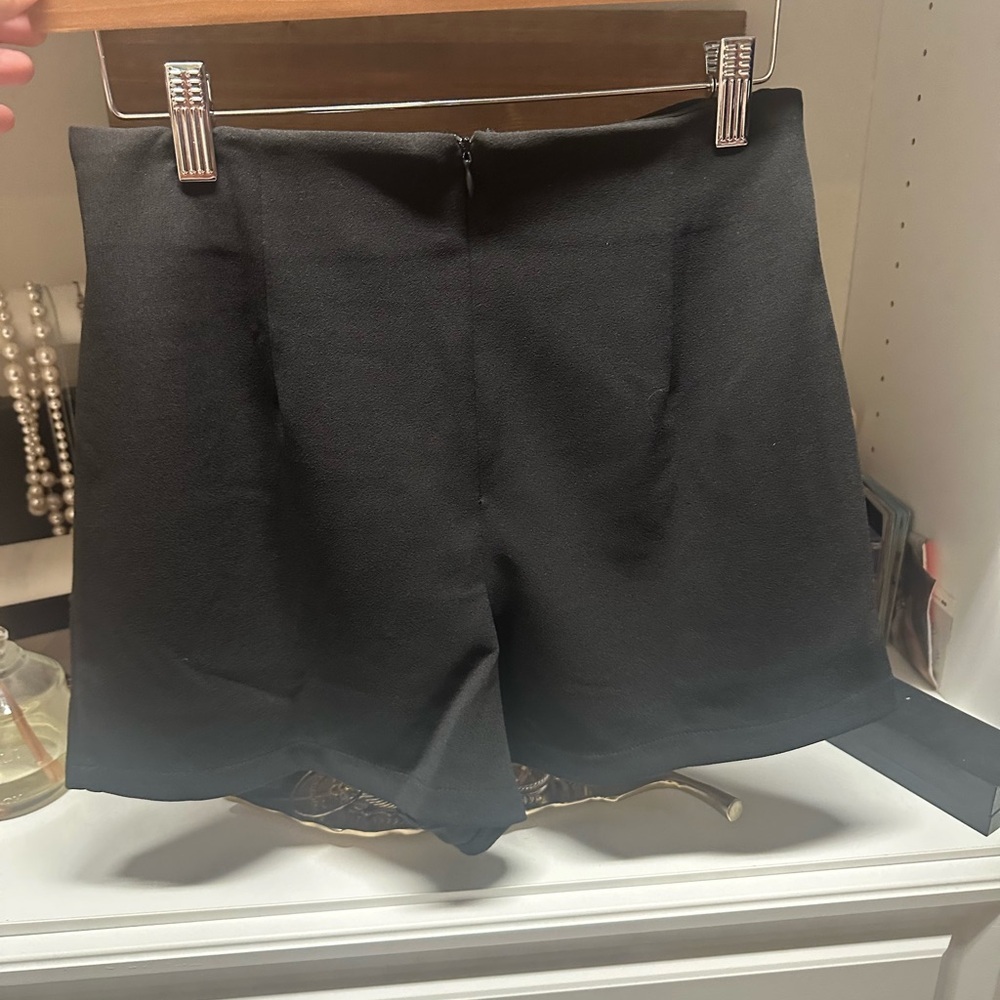 She + Sky Black Wrap Mini Skort - Picture 8 of 8